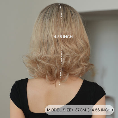 Peruka Efekt Naturalny Blond Krótka Falowana z Ciemnymi Korzeniami