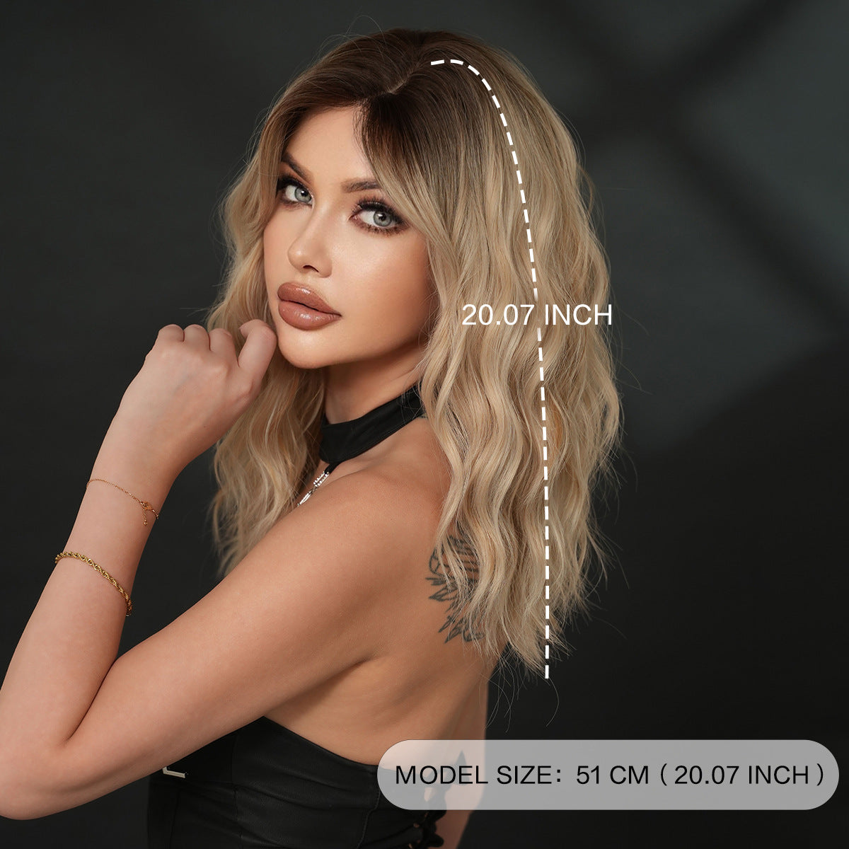 Peruka Efekt Naturalny Falowana Ombre Blond z Ciemnymi Korzeniami
